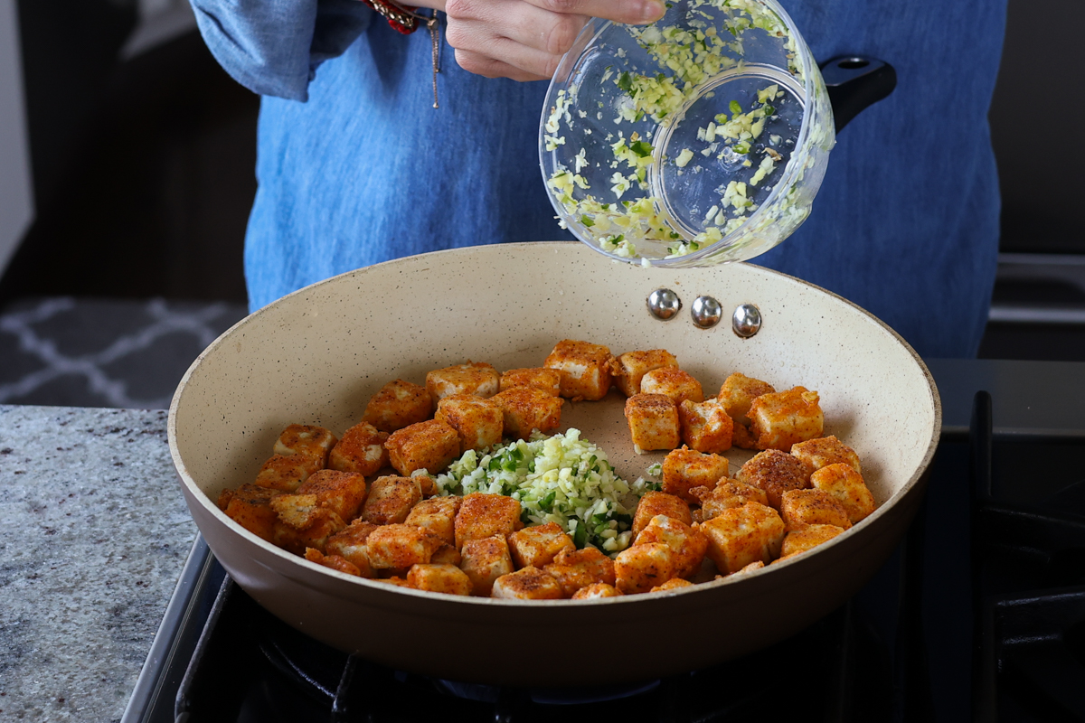 adding aromatics to the pan