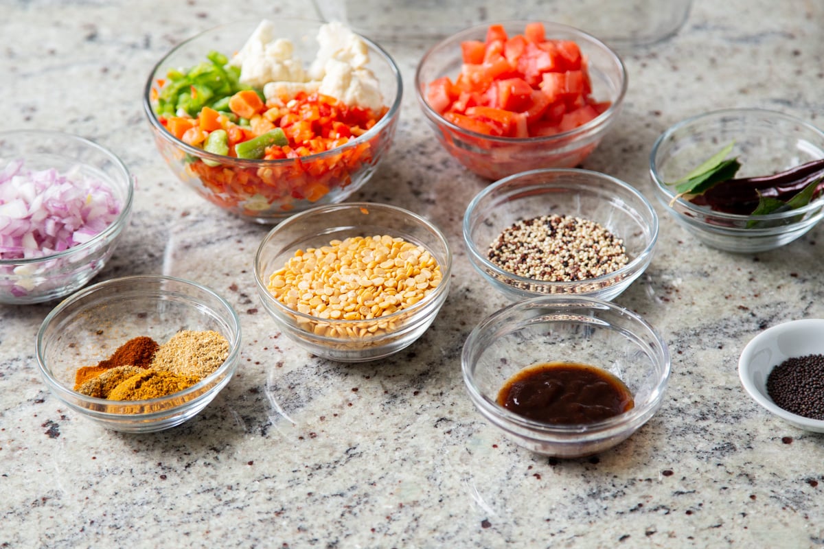 ingredients for making Idli Sambar casserole