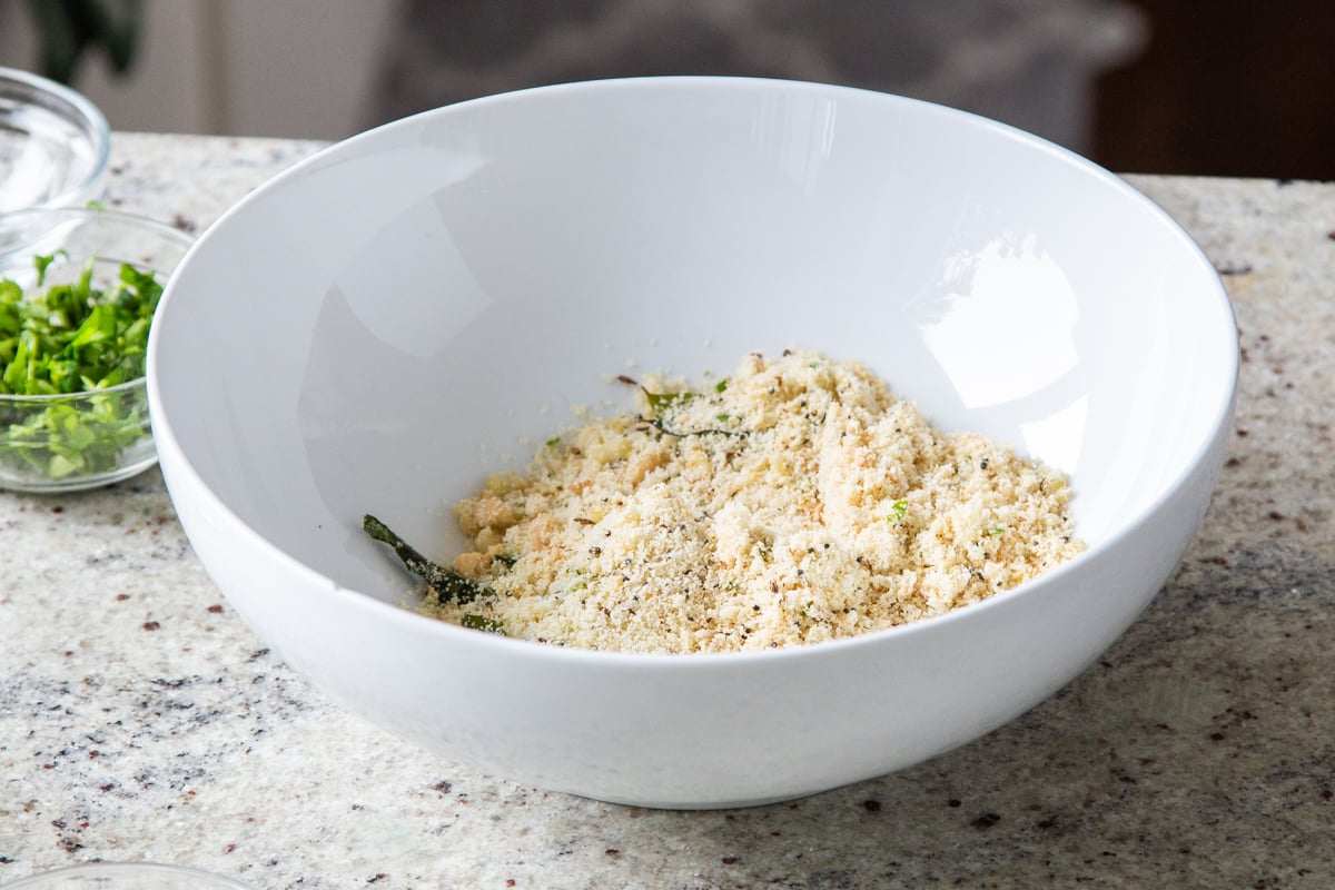 dry mix for idli topping in a white bowl 