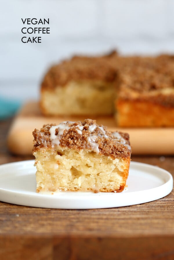 Easy Vegan Coffee Cake Recipe. Simple soft Vanilla Cake topped with a delicious Streusel. Classic Cinnamon Streusel Coffee cake. #Vegan #soyfree #nutfree #Recipe. Glutenfree option #veganricha