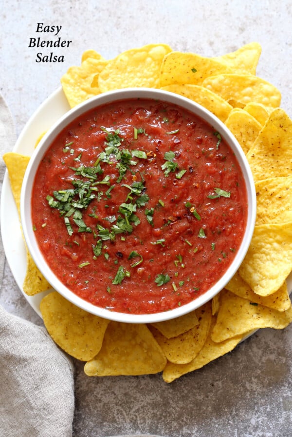 Easy Homemade #Salsa. This fresh tomato salsa is super quick to make in a blender or a food processor and is always a hit at the party. #Vegan, #Glutenfree, #Soyfree, #Nutfree recipe. #veganricha